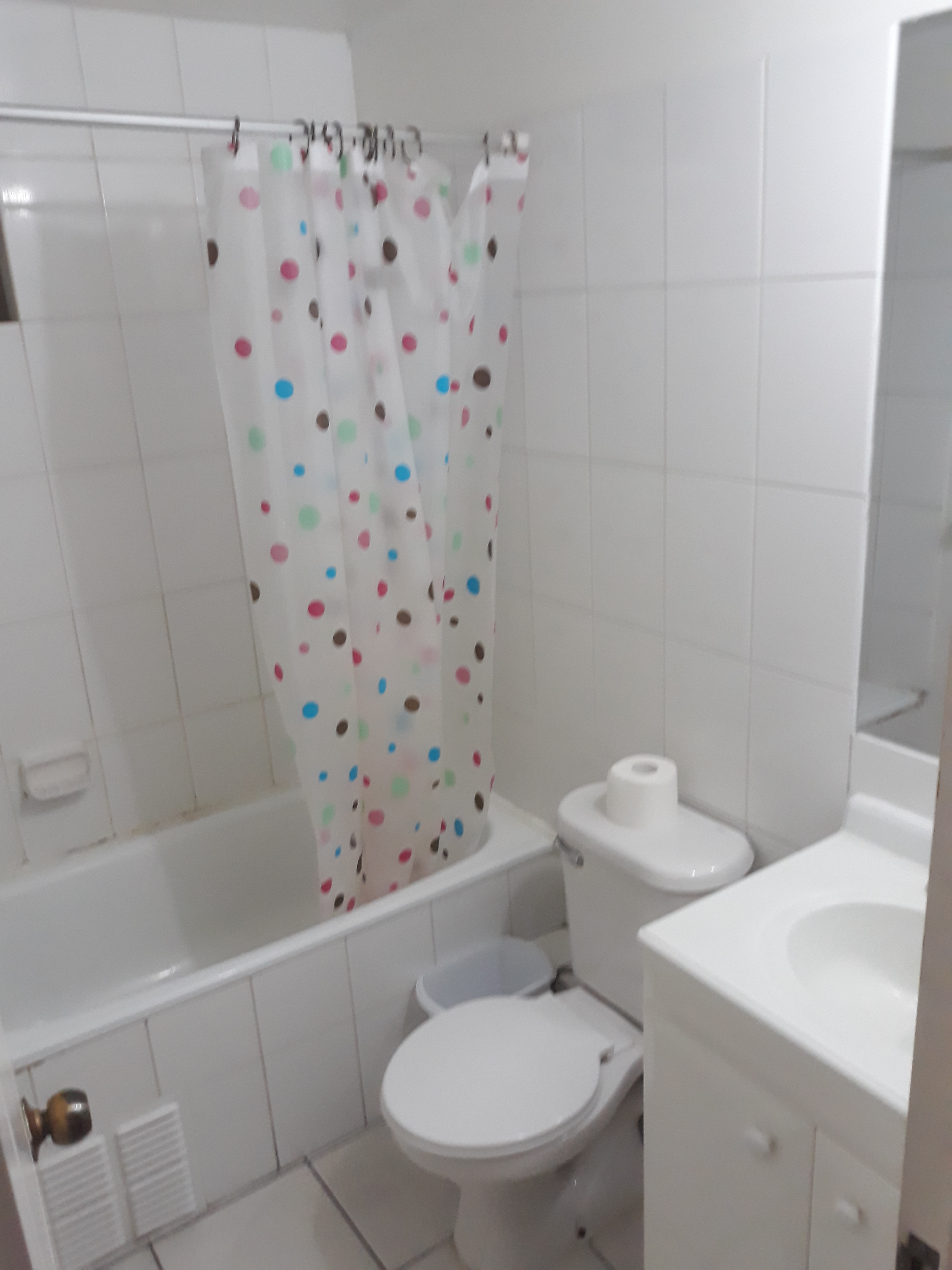 2613 Reina Mar, 3 Bedrooms Bedrooms, ,2 BathroomsBathrooms,Departamento,En Arriendo,Reina Mar,10,1030